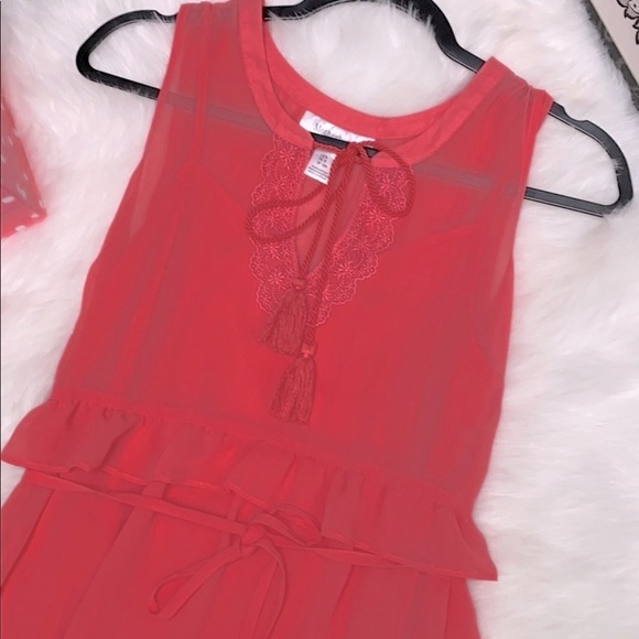 Motherhood Maternity chiffon dress - Picture 2 of 5